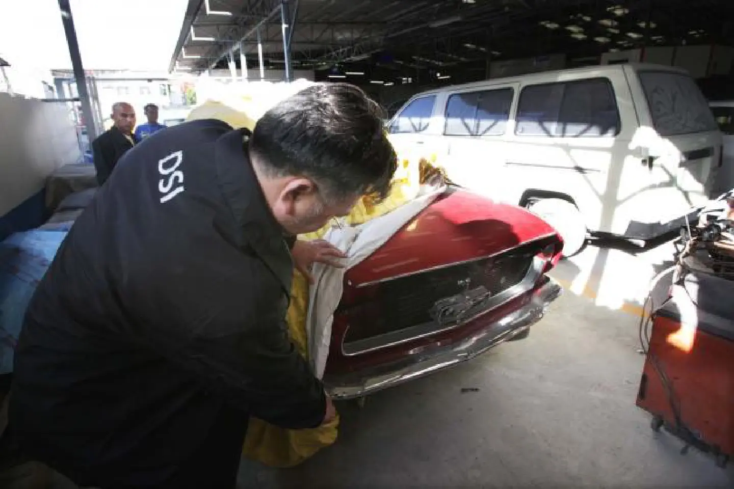 More luxury cars snared in tax scam raids in and near Bangkok More luxury cars snared in tax scam raids in and near Bangkok