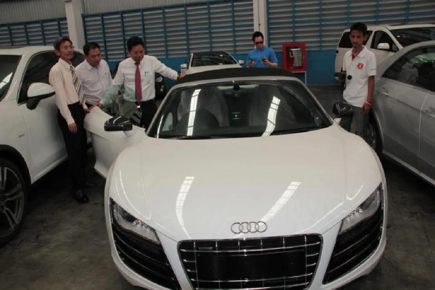 DSI uncovers complicated plot behind luxury-car scam DSI uncovers complicated plot behind luxury-car scam