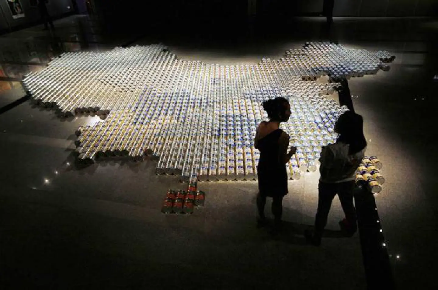 Ai Weiwei takes a powder Ai Weiwei takes a powder