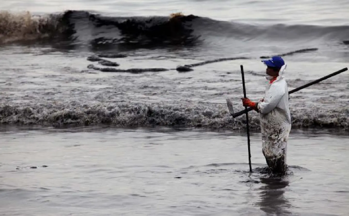 Island needs to be cleaned up quickily, tourist chiefs say Island needs to be cleaned up quickily, tourist chiefs say