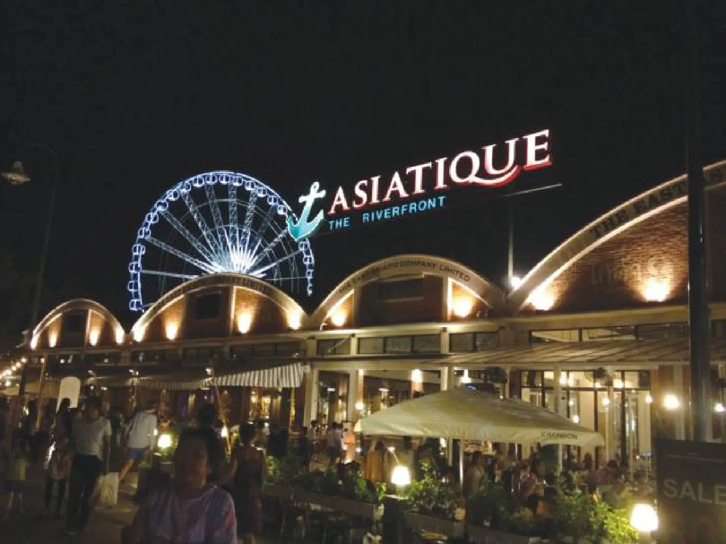 Second riverside mall on the way