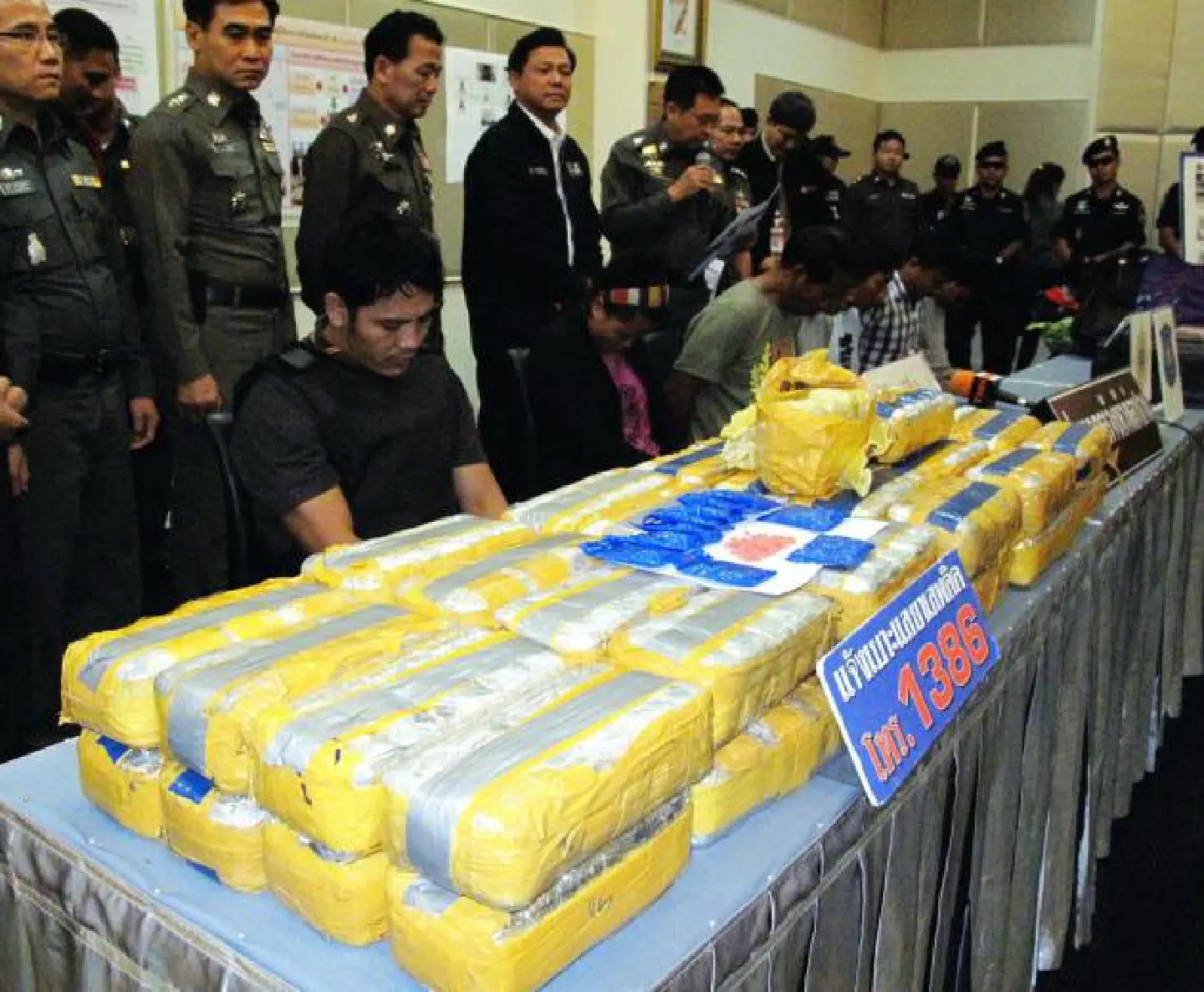 5 Lisu tribesmen, 1 Nepalese caught with big heroin haul 5 Lisu tribesmen, 1 Nepalese caught with big heroin haul