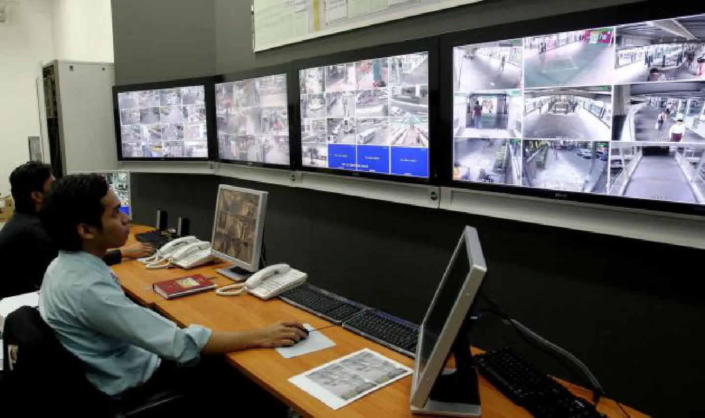 Bangkok on track for a million 'eyes' Bangkok on track for a million 'eyes'