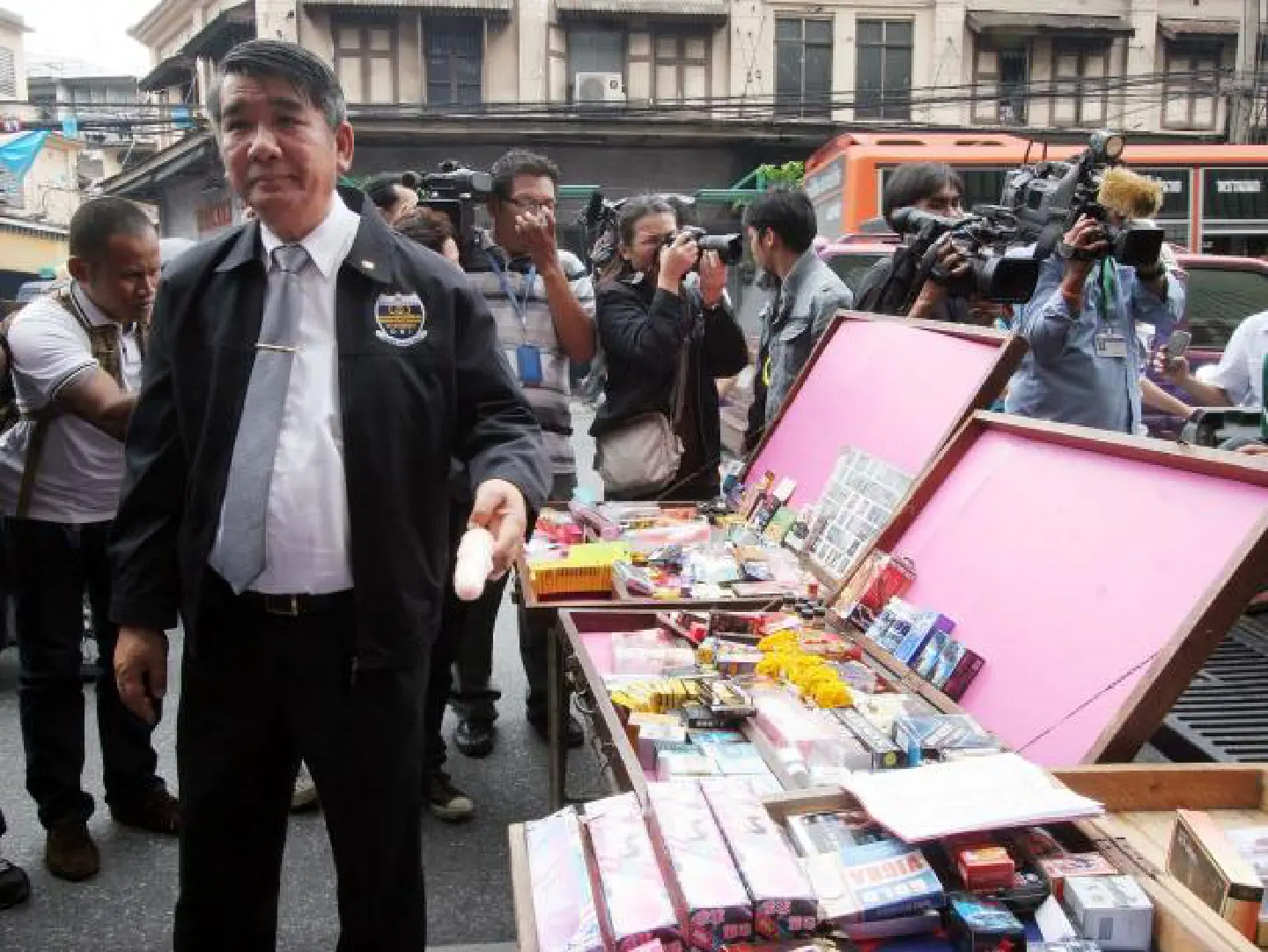Officials raid 'aphrodisiac', sex-toy vendors Officials raid 'aphrodisiac', sex-toy vendors