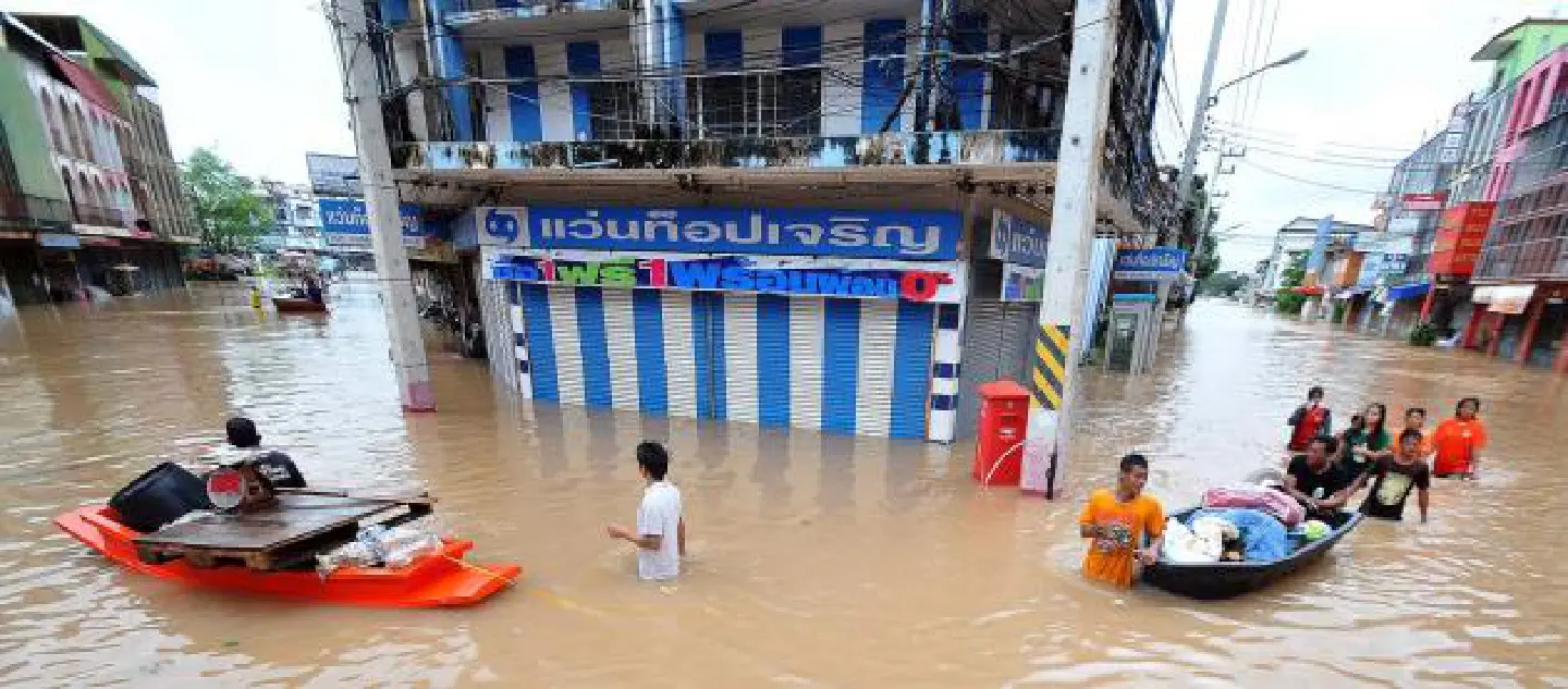 Floods 'under control' Floods 'under control'