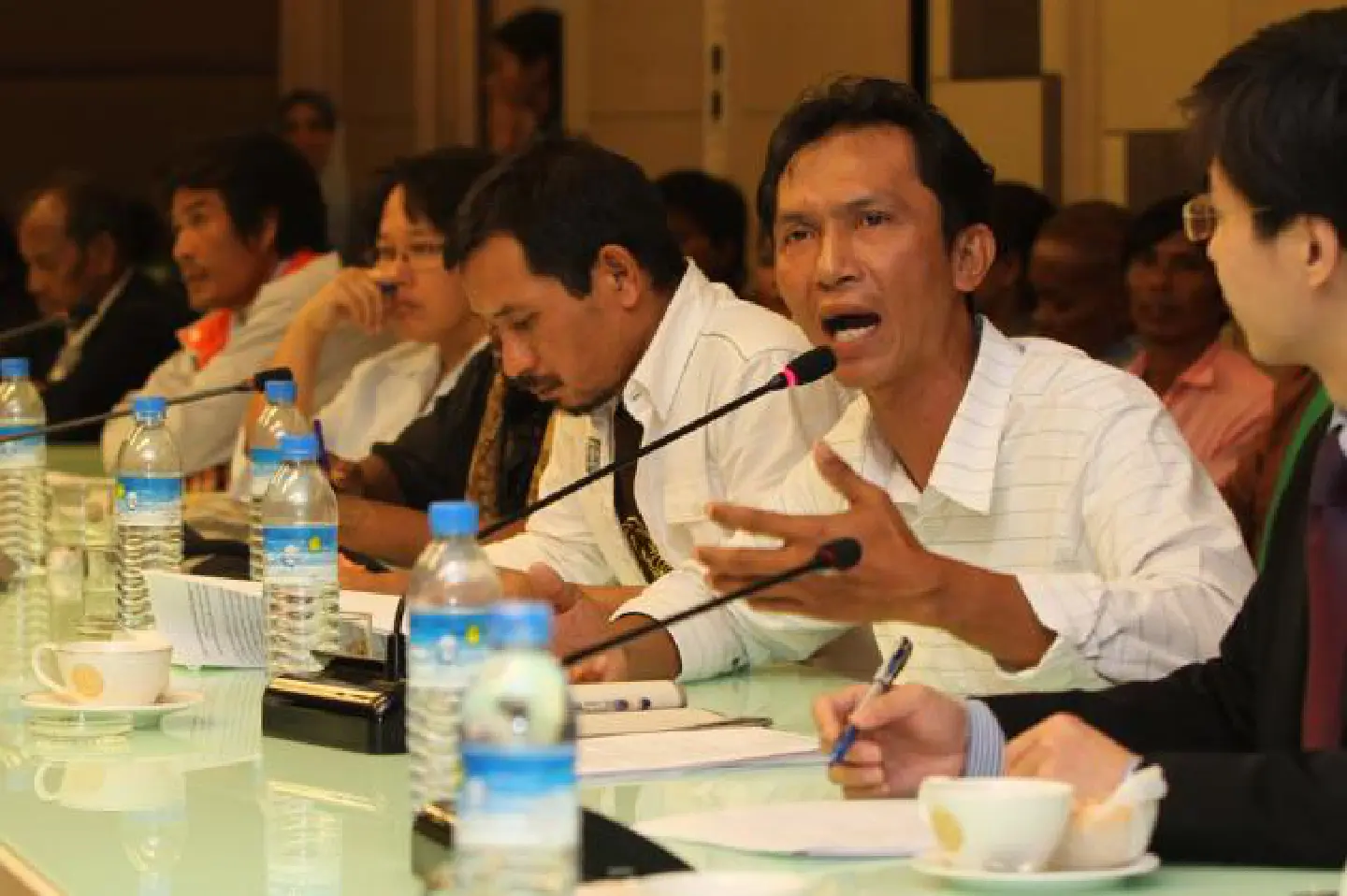 Fishermen call for full oil-spill compensation Fishermen call for full oil-spill compensation