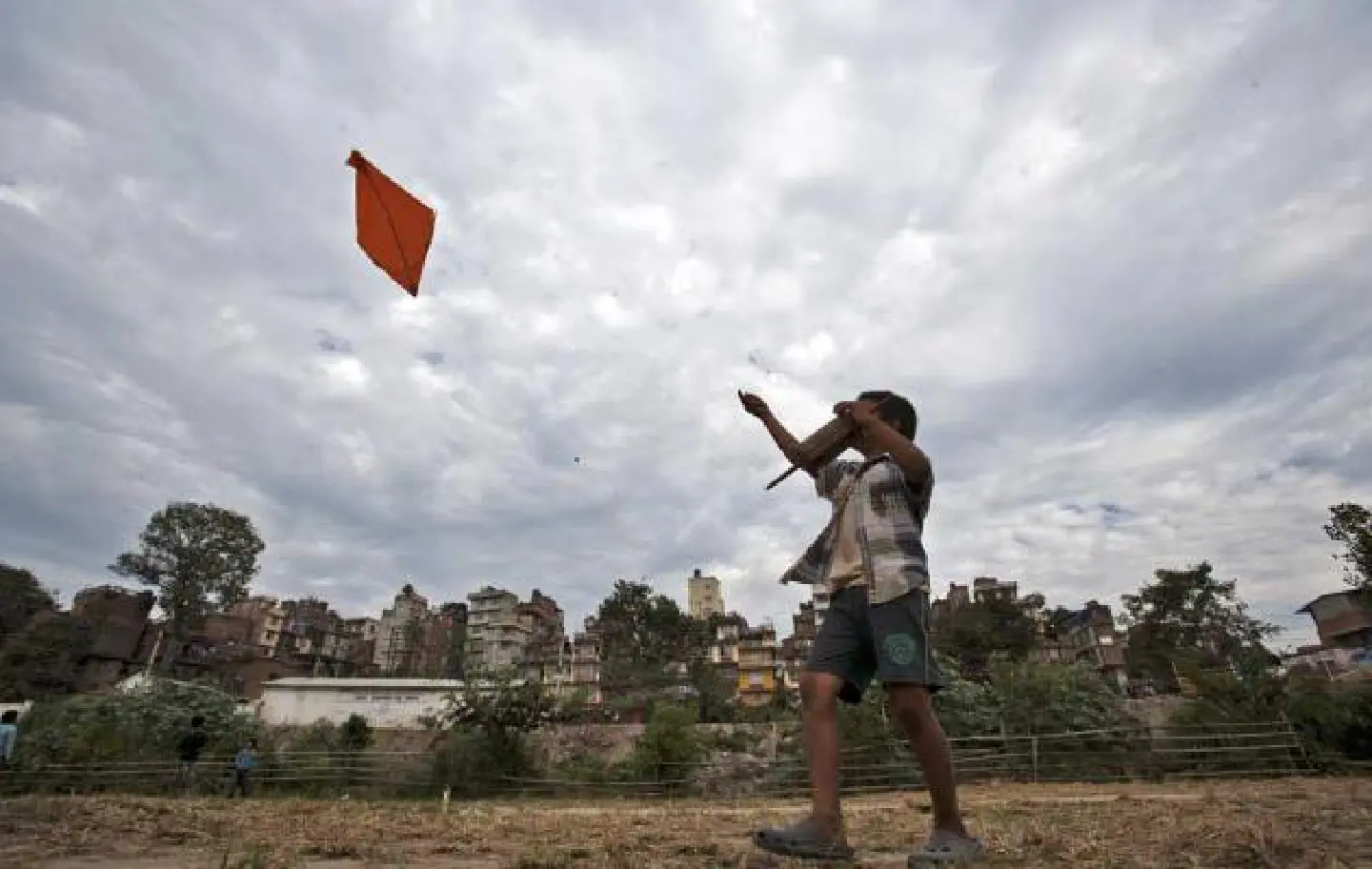 Kids don't fly kites anymore Kids don't fly kites anymore