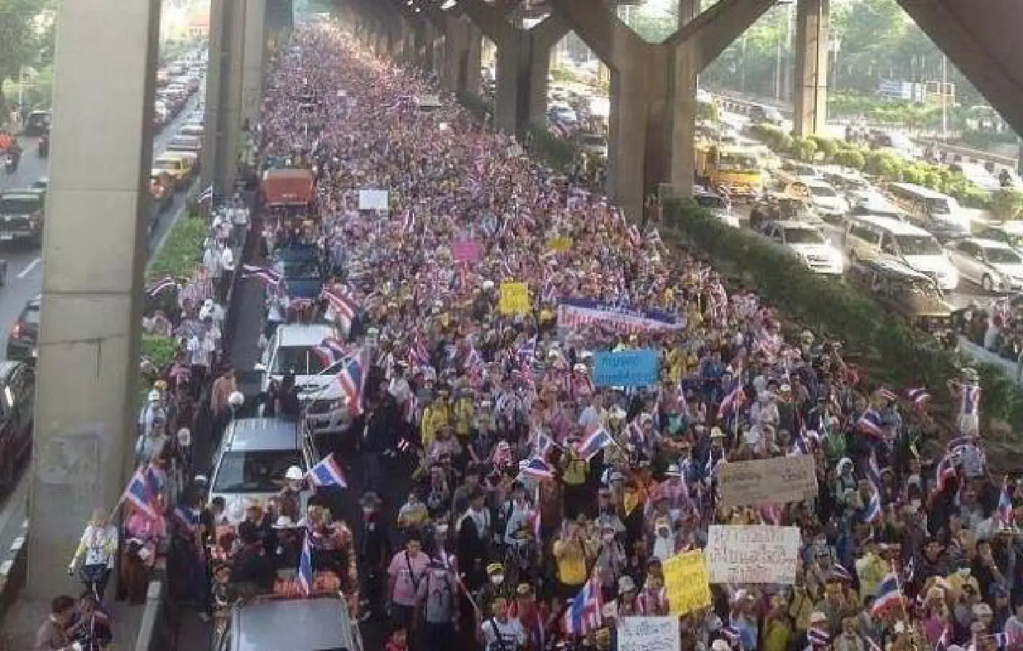 House dissolution meaningless : protest leaders House dissolution meaningless : protest leaders