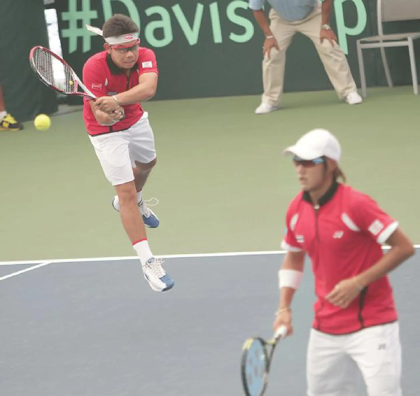 Thailand in driver's seat against Hong Kong after doubles win