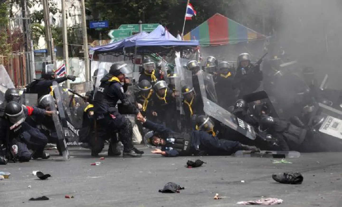 Erawan centre says three killed, 59 injured in clash Erawan centre says three killed, 59 injured in clash