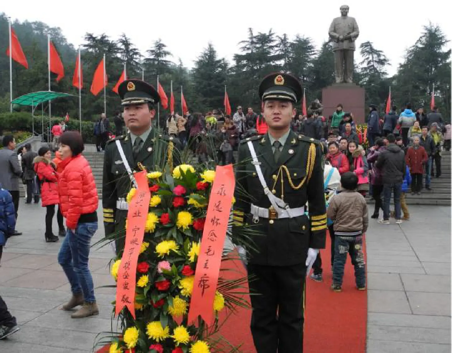 Cultivating a cult in China Cultivating a cult in China