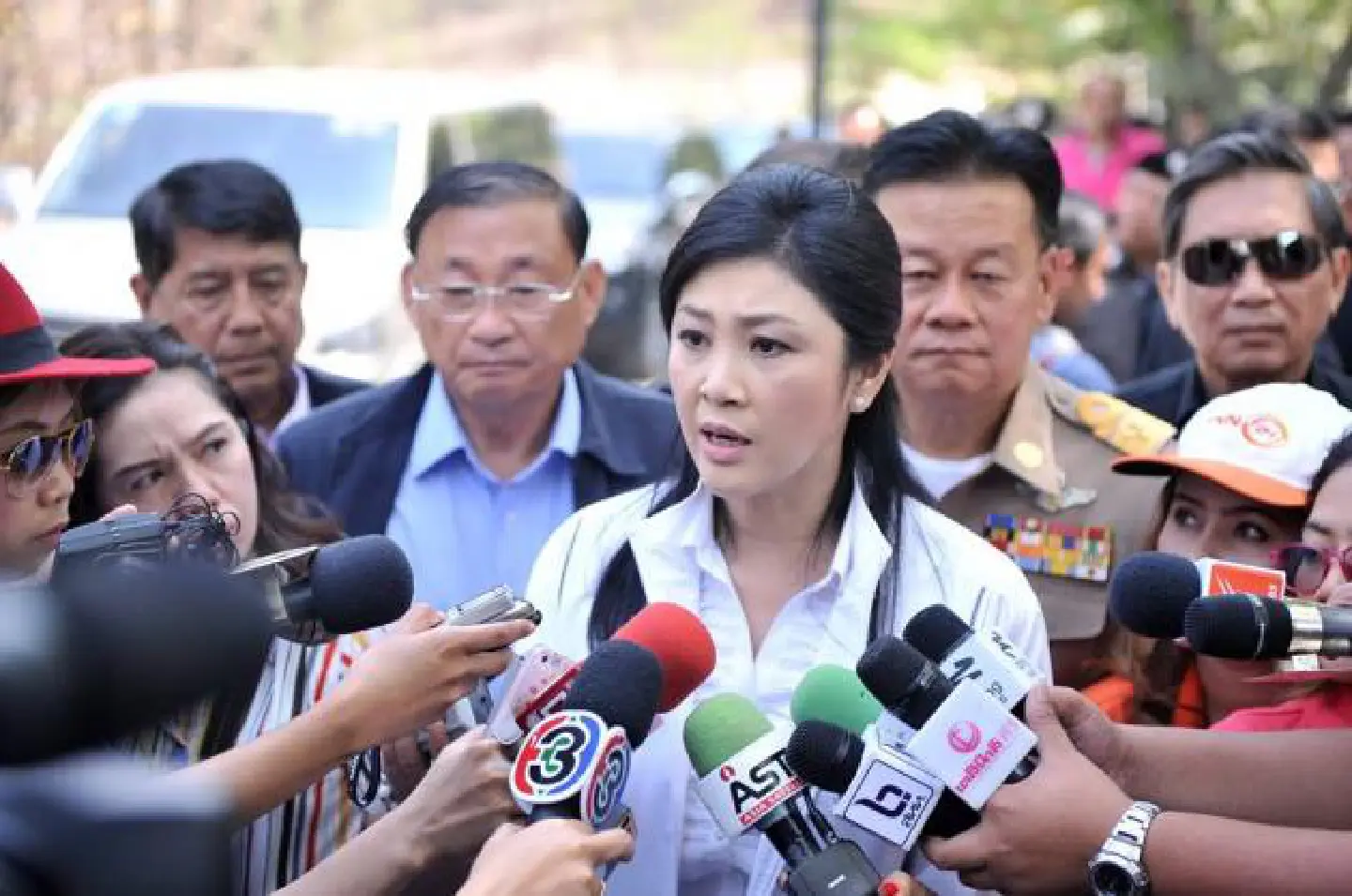 I'm ready to die on the democratic battlefield : Yingluck I'm ready to die on the democratic battlefield : Yingluck