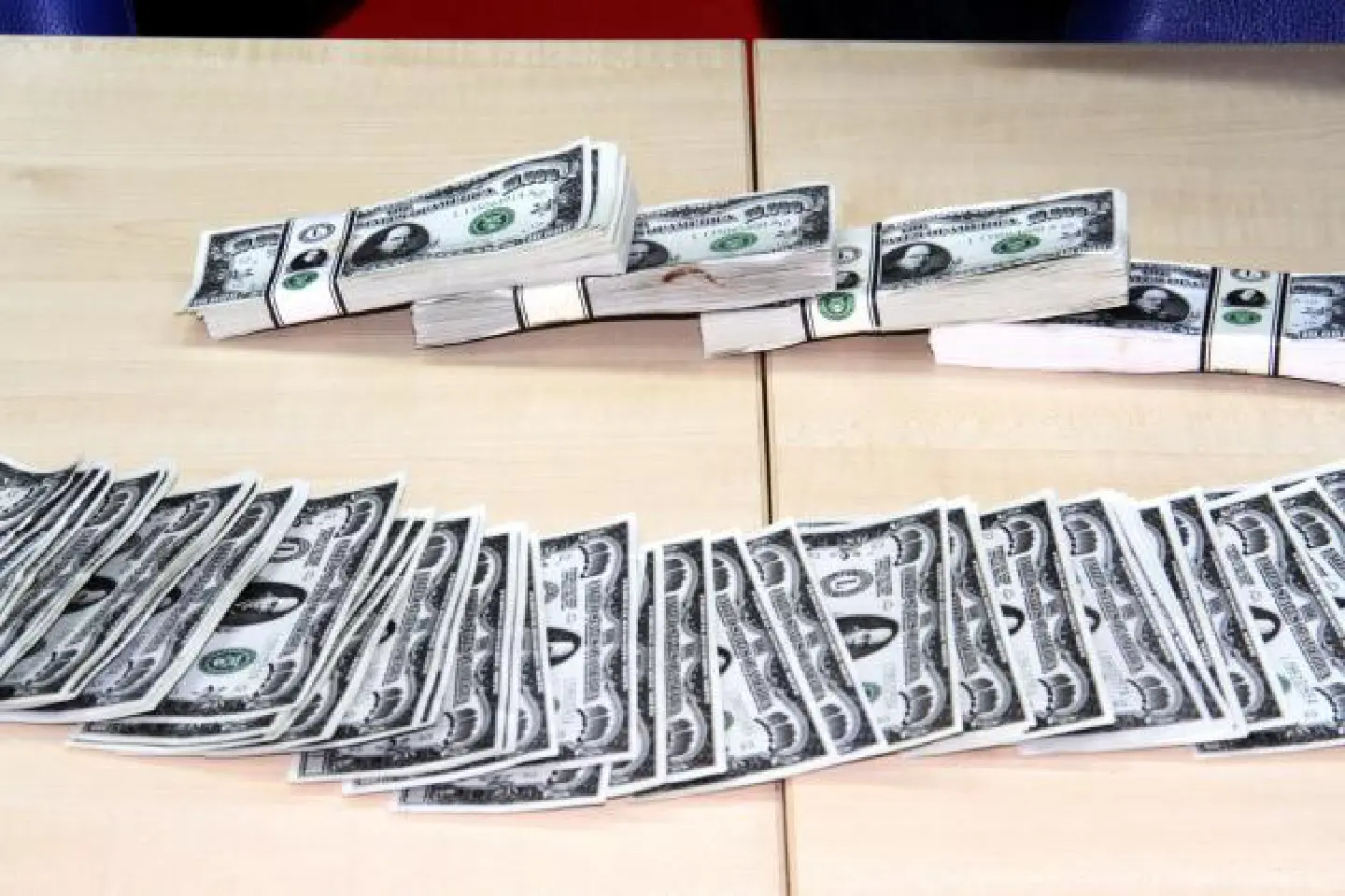 Man caught with fake notes Man caught with fake notes