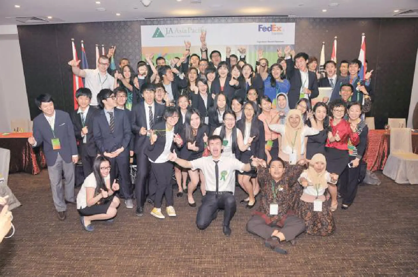 Thai student teams land top awards in regional contest