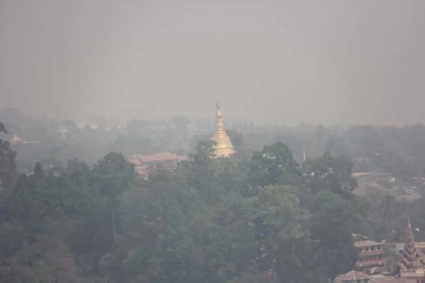 Upper North struggles with smog Upper North struggles with smog