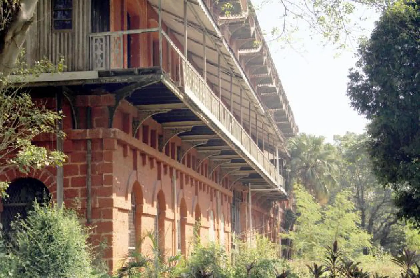 Heritage building to become Peninsula Hotel Heritage building to become Peninsula Hotel
