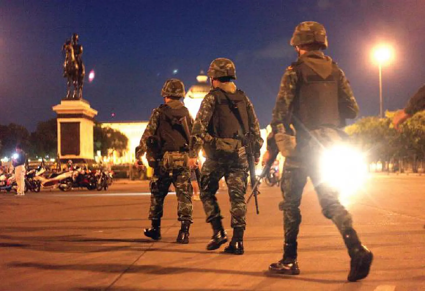 Army chief Prayuth seizes power Army chief Prayuth seizes power