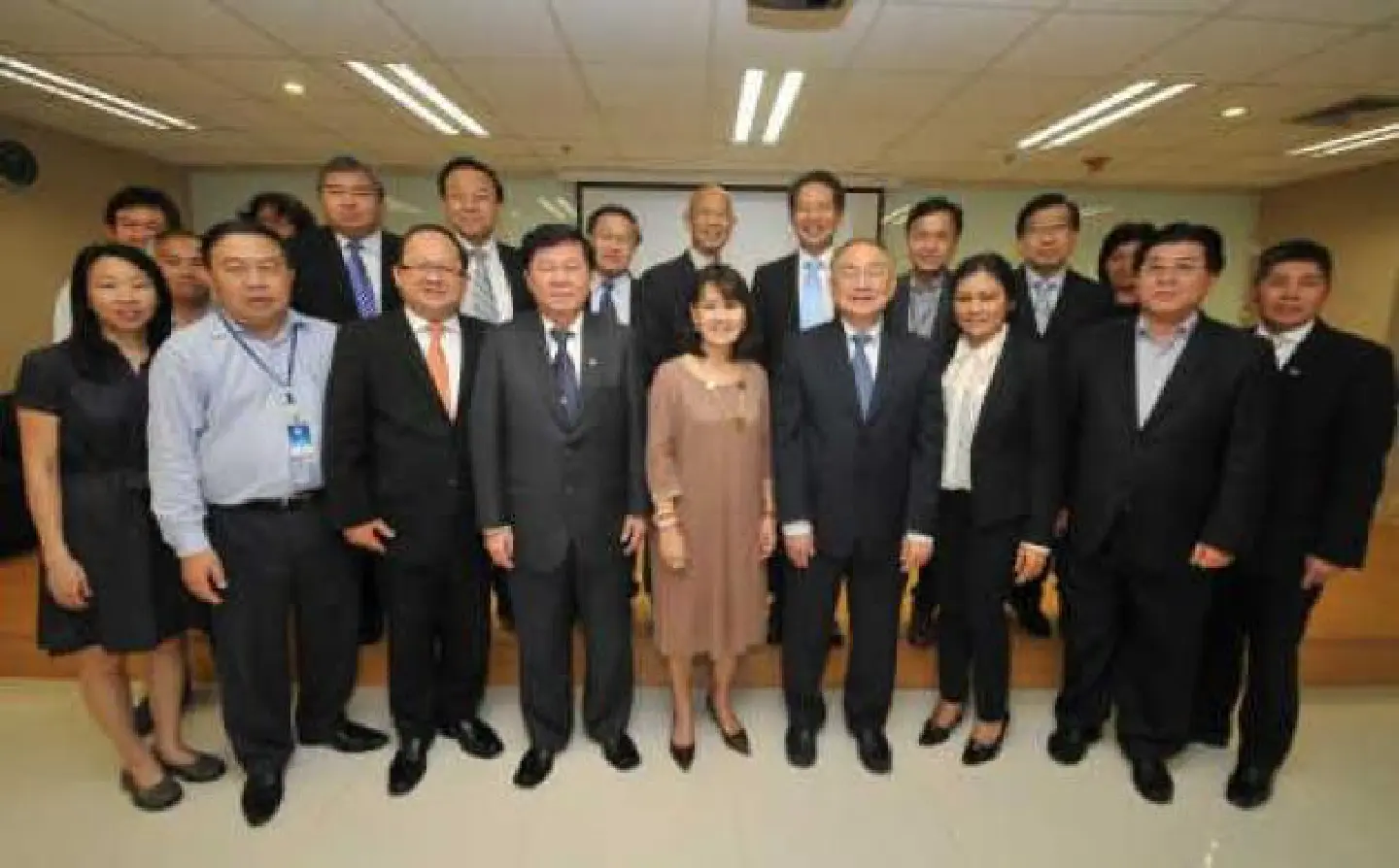 FTI vows to help restore foreign business confidence FTI vows to help restore foreign business confidence