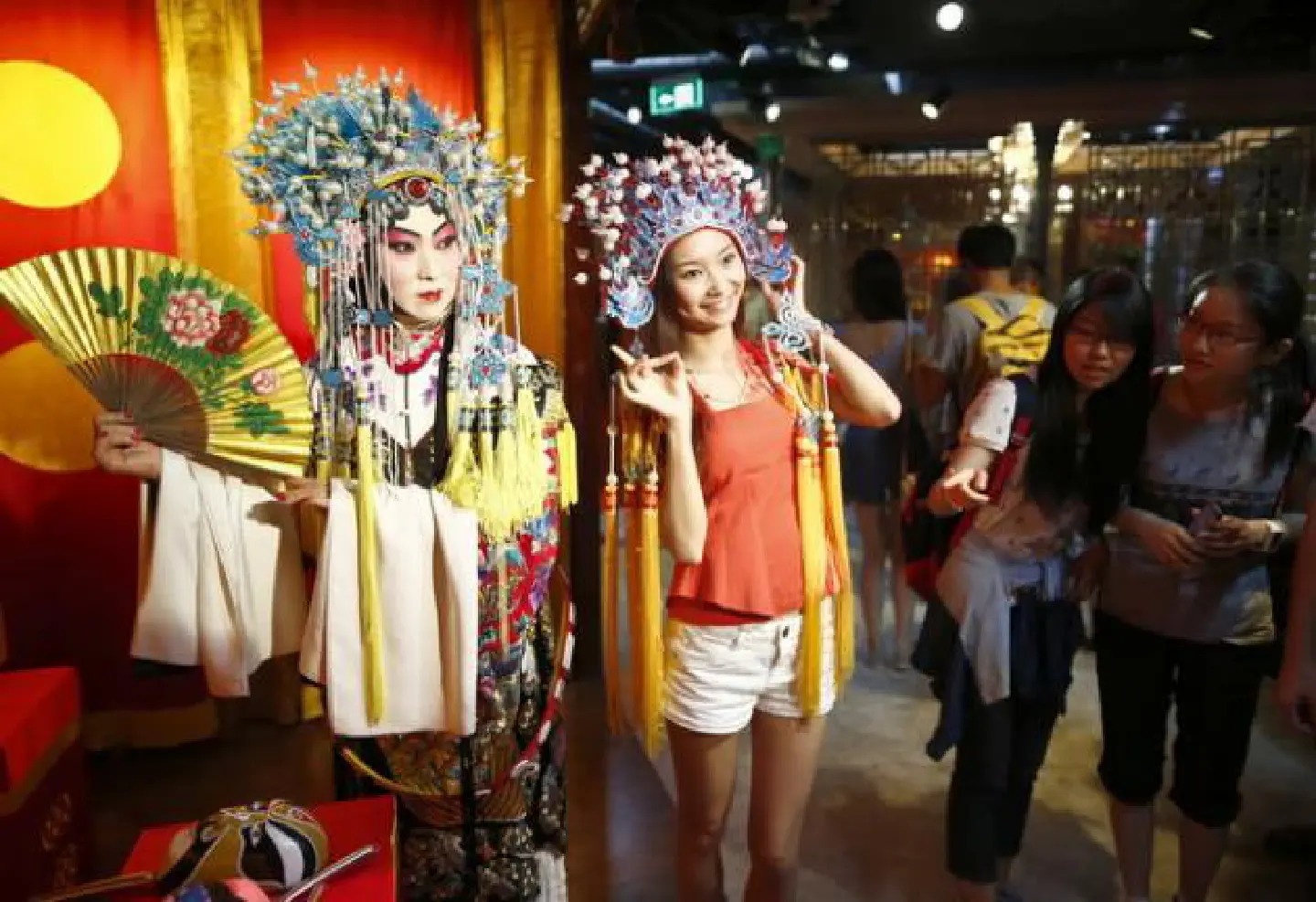 Chinese greets newly opened Madame Tussauds in Beijing