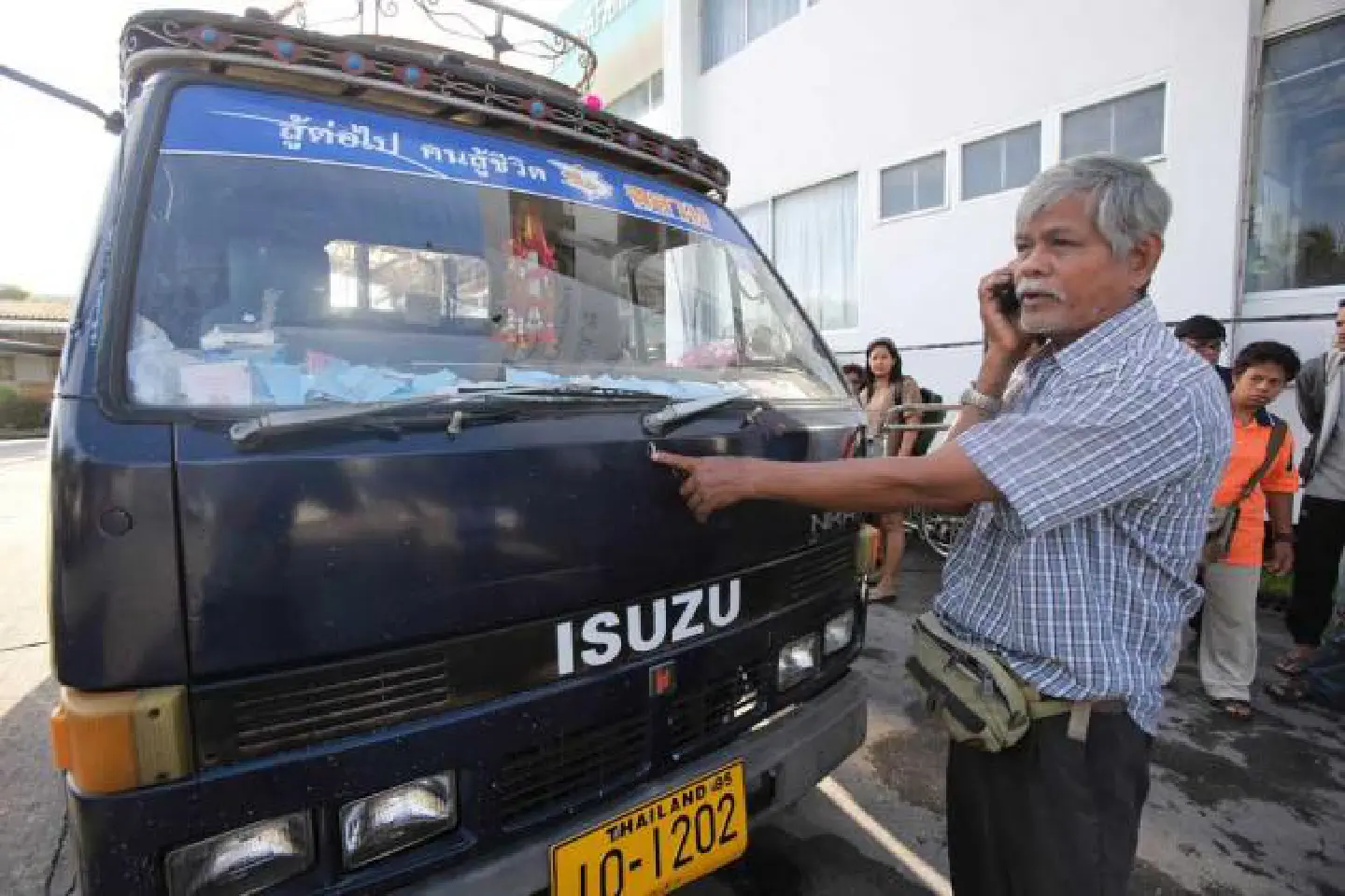Eight shot in bus attack Eight shot in bus attack