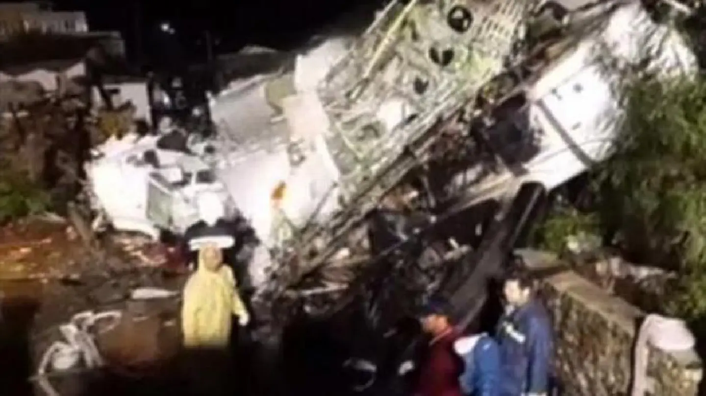 At Least 51 Dead in plane crash in Taiwan At Least 51 Dead in plane crash in Taiwan