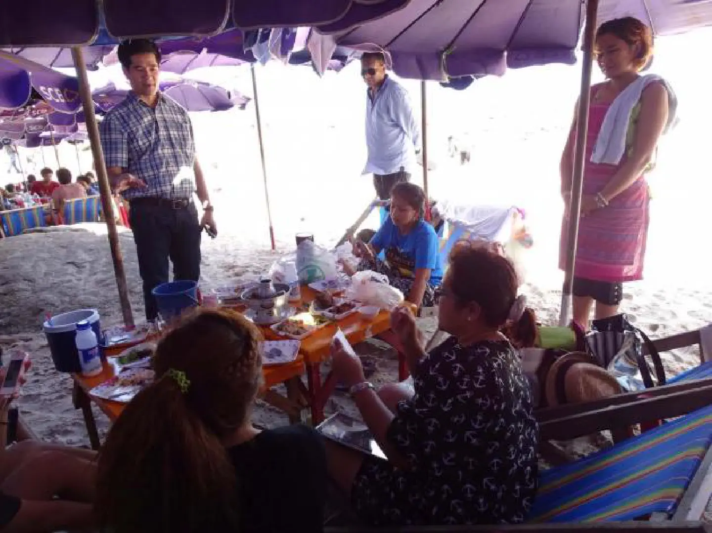 Hua Hin vendors plead for leniency Hua Hin vendors plead for leniency