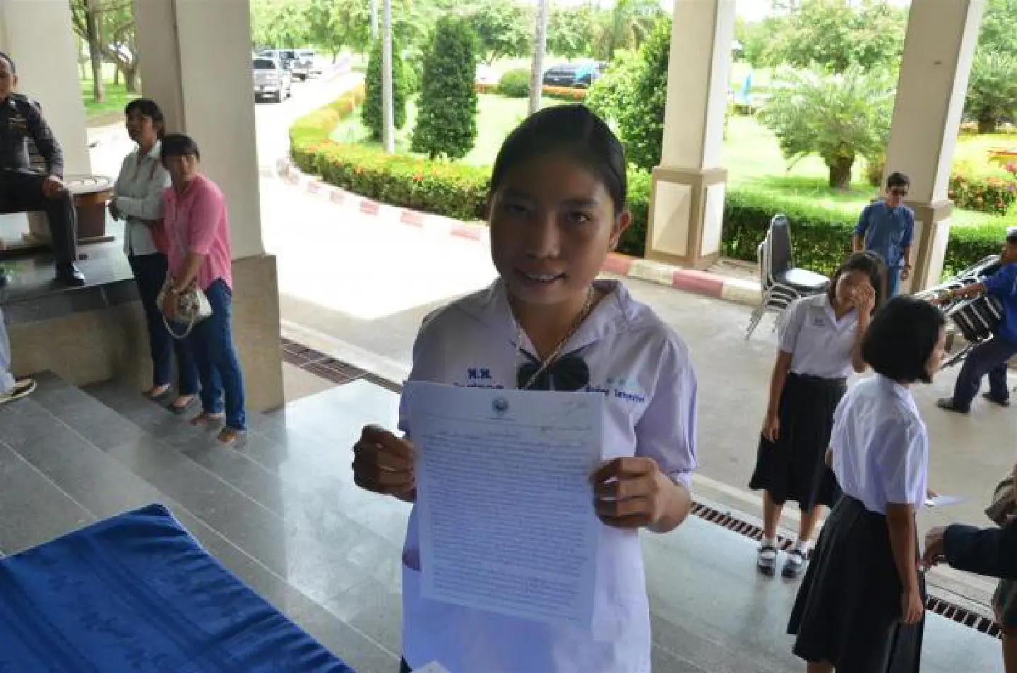 Phichit student wins land in essay contest Phichit student wins land in essay contest