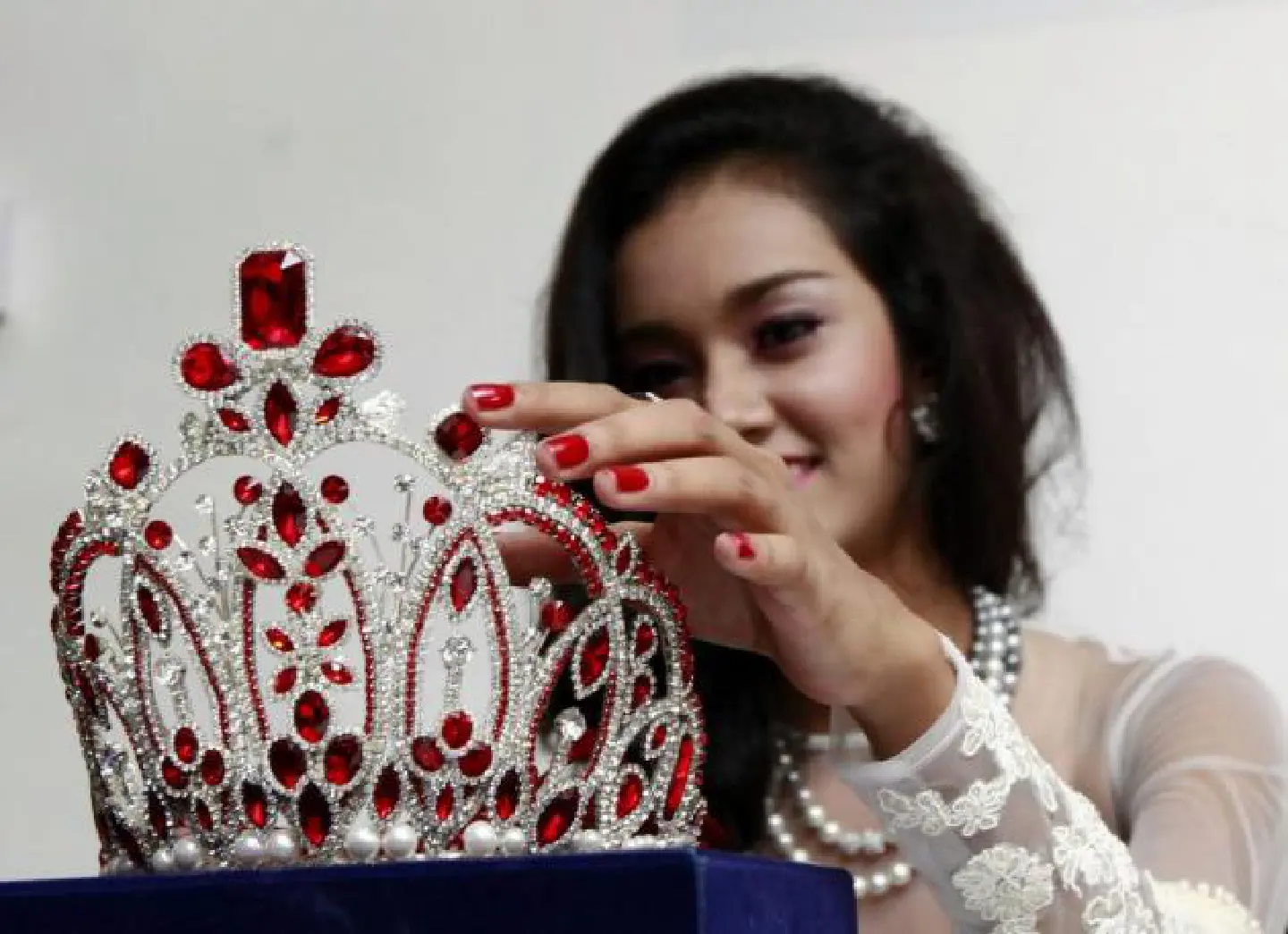 Controversy gets uglier as Korean exec threatens to sue Miss Myanmar