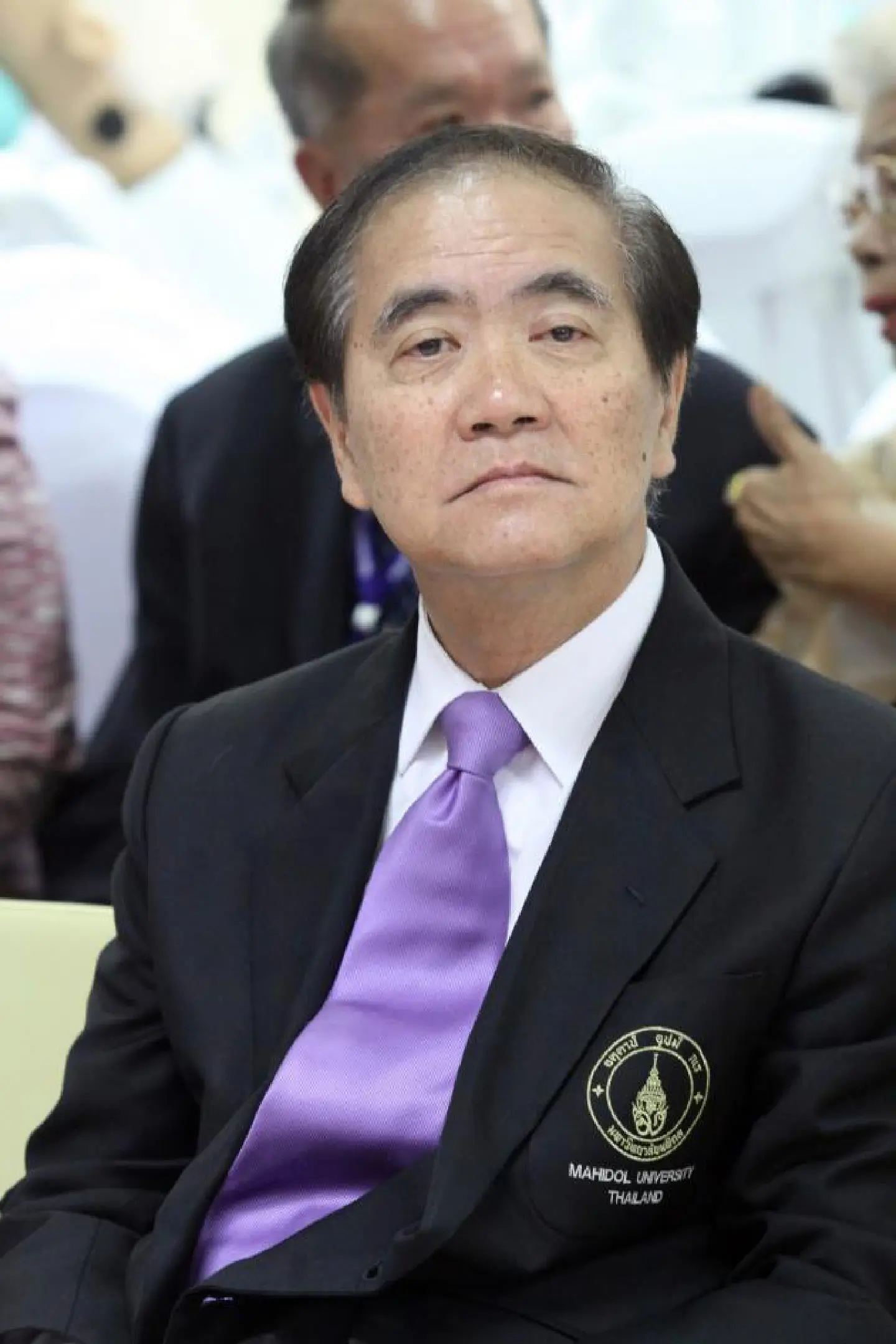 Rajata drops Mahidol U job, keeps Cabinet post Rajata drops Mahidol U job, keeps Cabinet post
