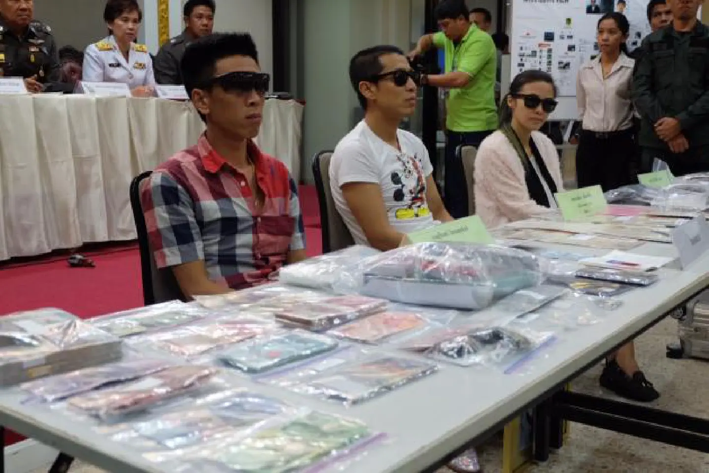 Chinese trio arrested over huge pyramid schemes Chinese trio arrested over huge pyramid schemes