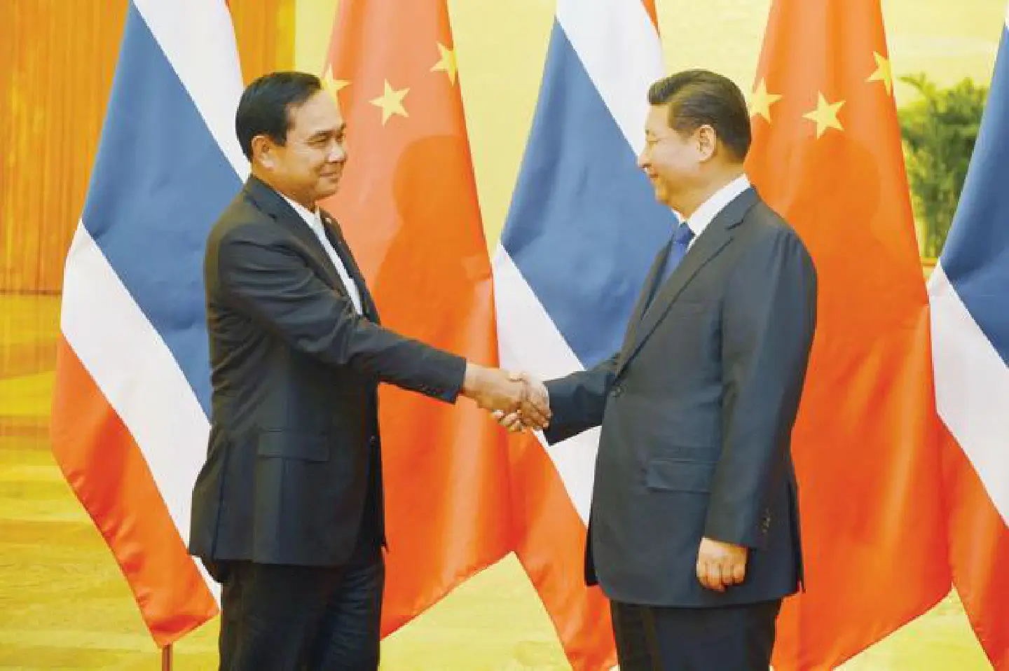 PM backs China's road and rail plans PM backs China's road and rail plans