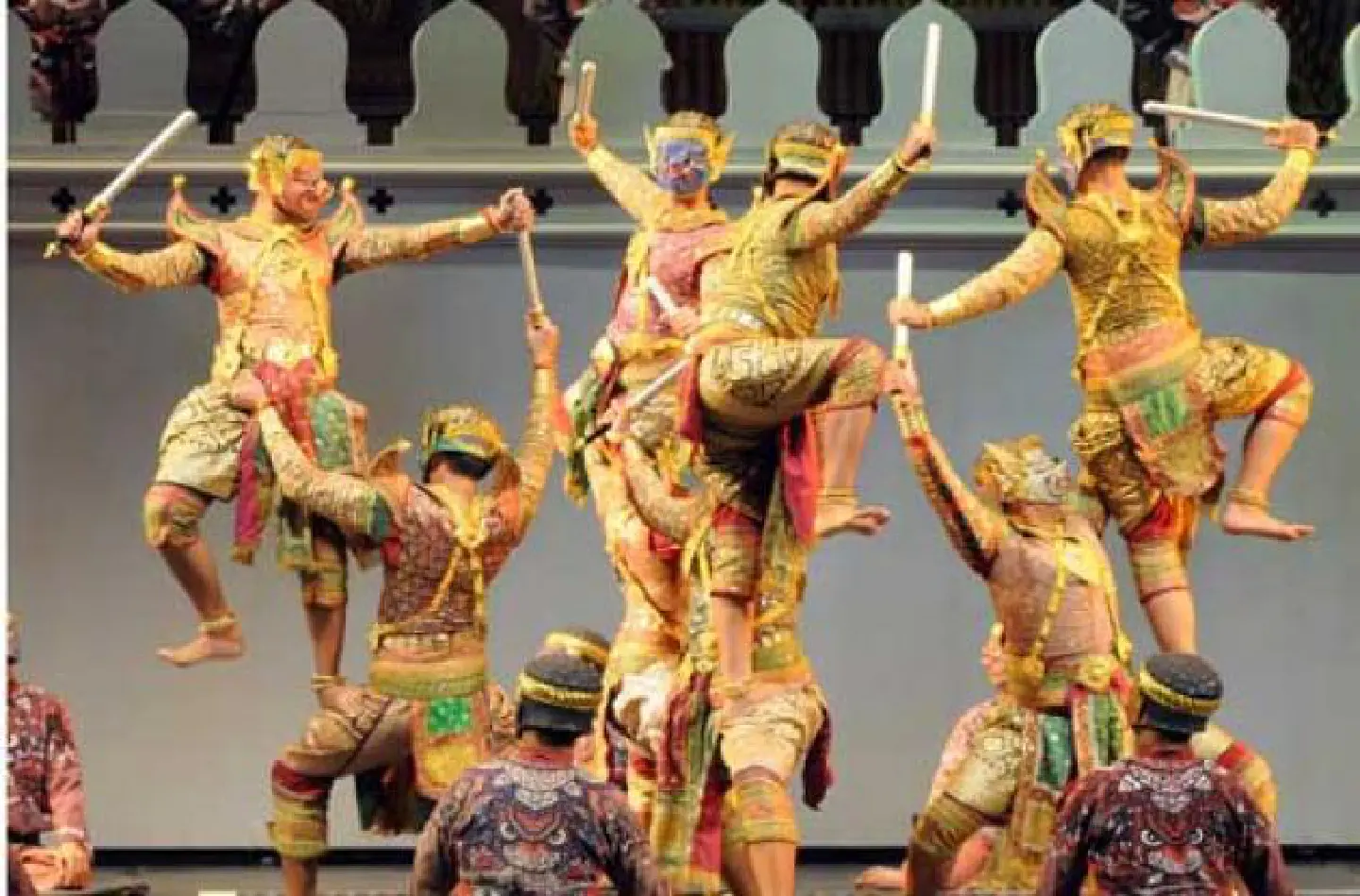 Traffic jam on the way to battle