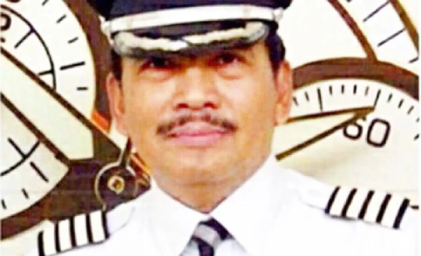 AirAsia pilot one of military academy's best graduates AirAsia pilot one of military academy's best graduates