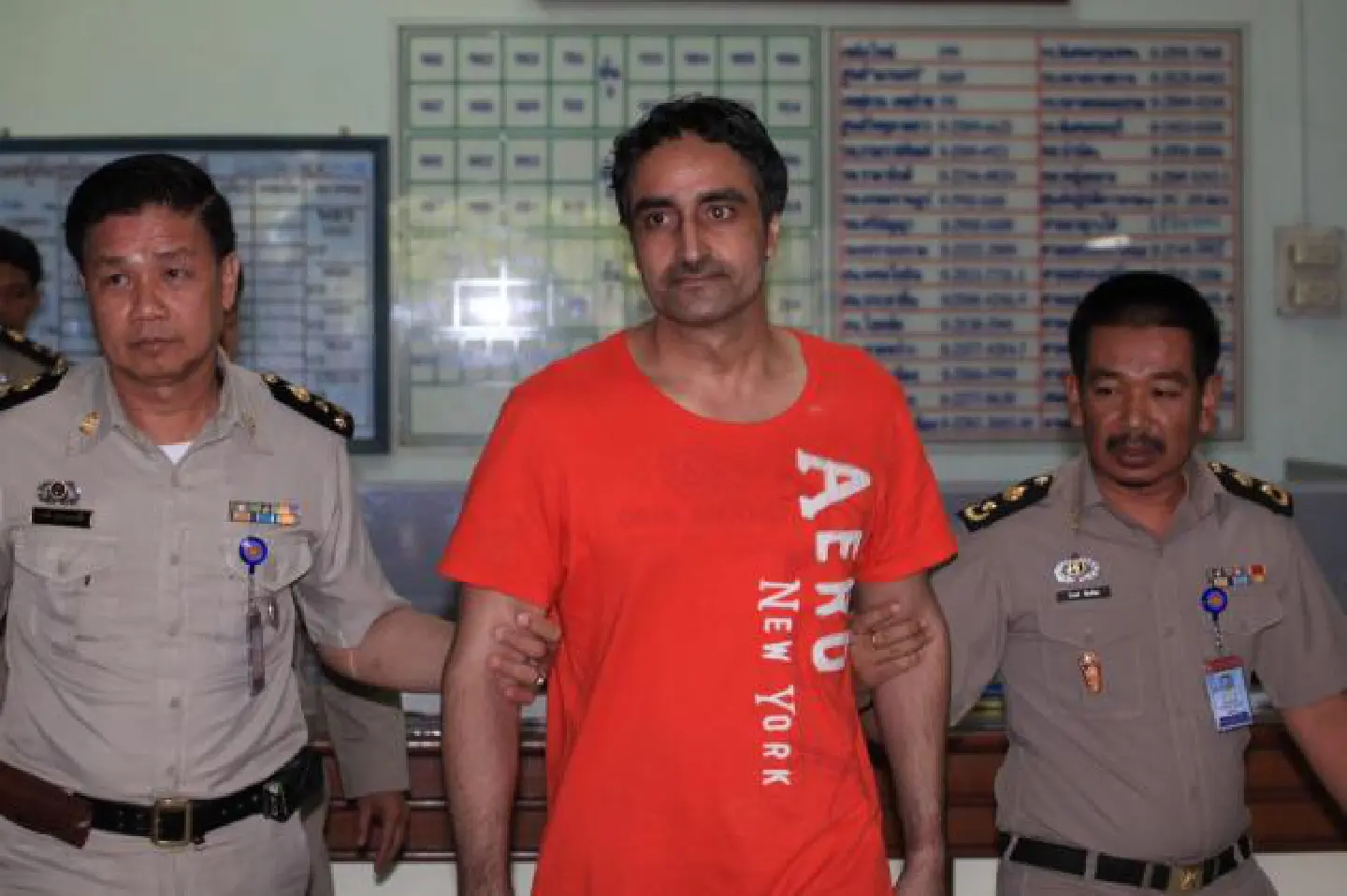 Fugitive bomber Singh arrested, faces extradition Fugitive bomber Singh arrested, faces extradition