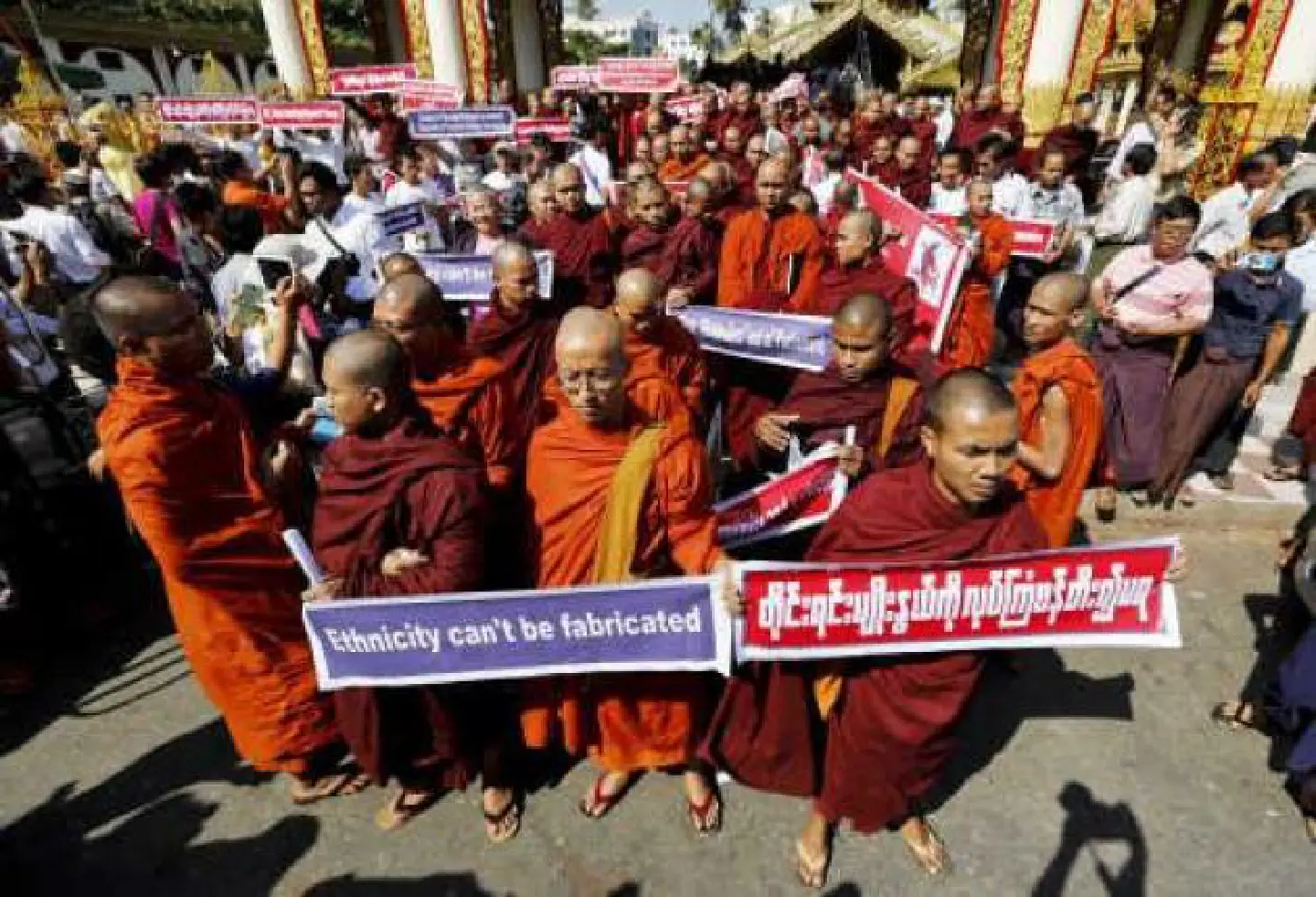 Myanmar monks lead protest decrying UN envoy's visit
