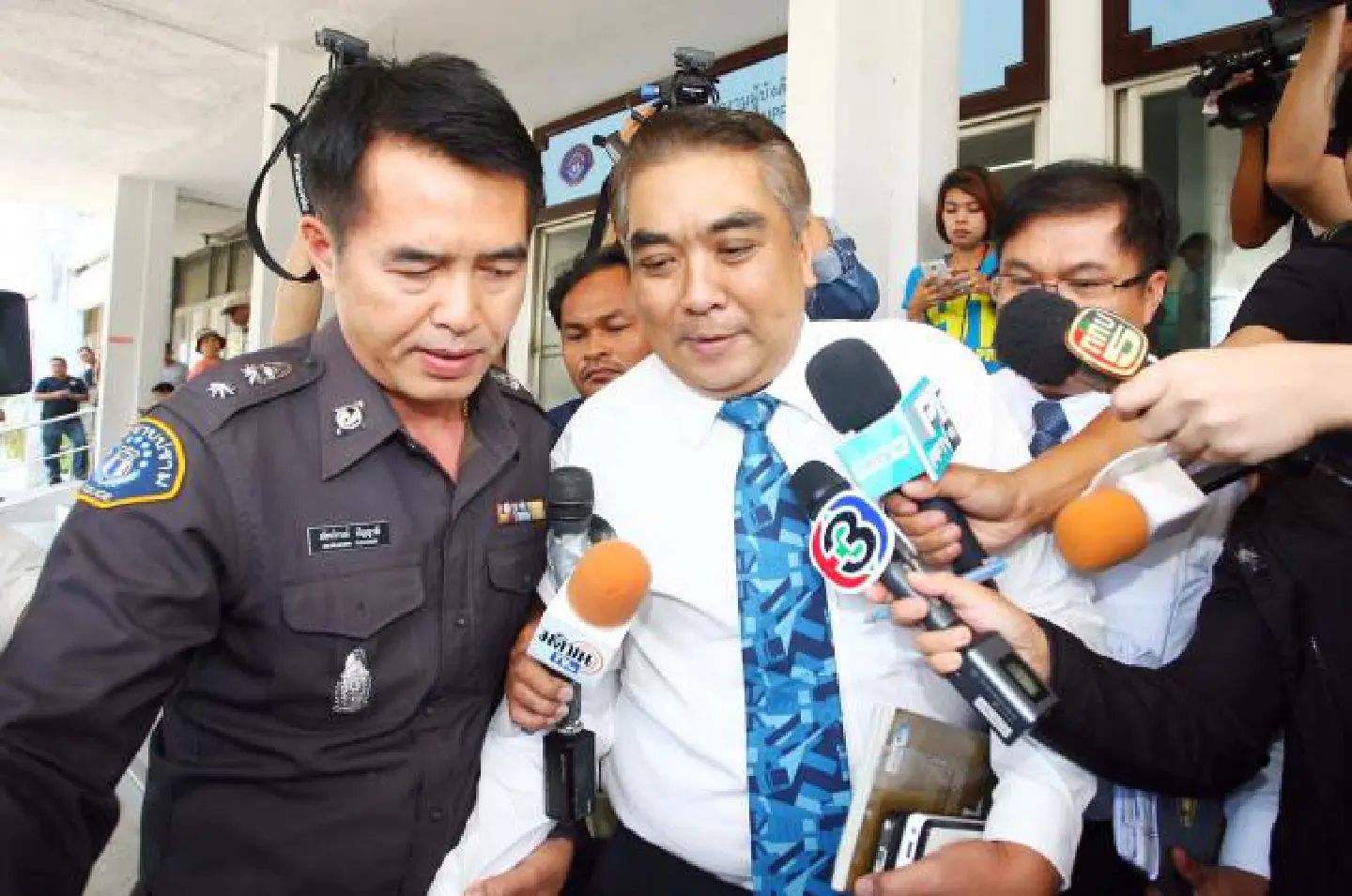 Sappasit released on Bt5 million bail Sappasit released on Bt5 million bail