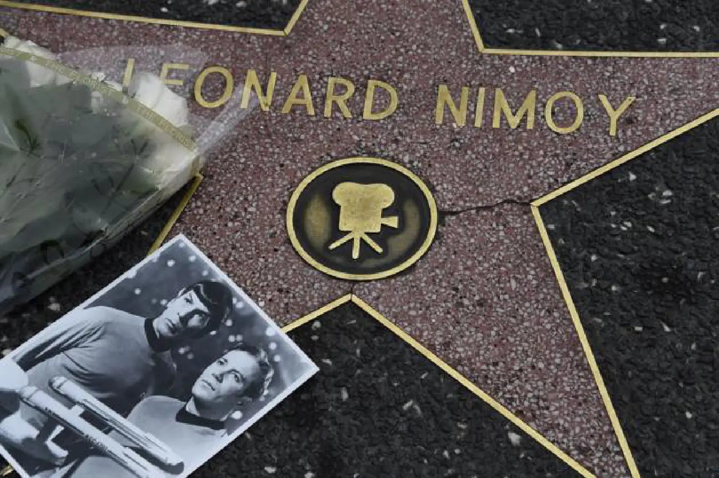 Leonard Nimoy, Spock on 'Star Trek,' dead at 83 Leonard Nimoy, Spock on 'Star Trek,' dead at 83