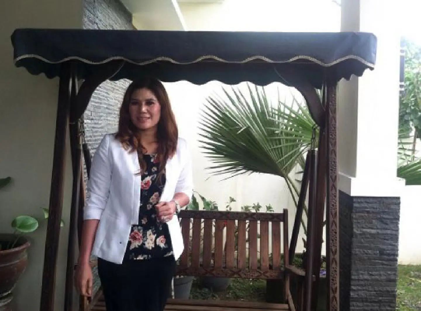 House for sale - pool, aircon, also wife House for sale - pool, aircon, also wife