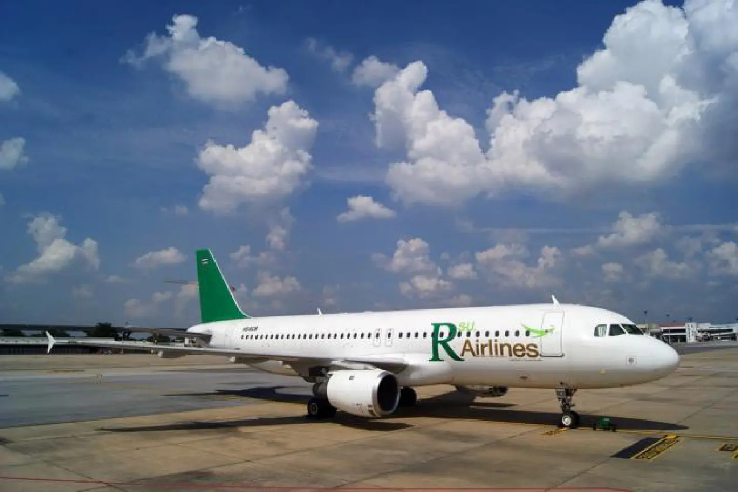R Airlines announces business expansion plans