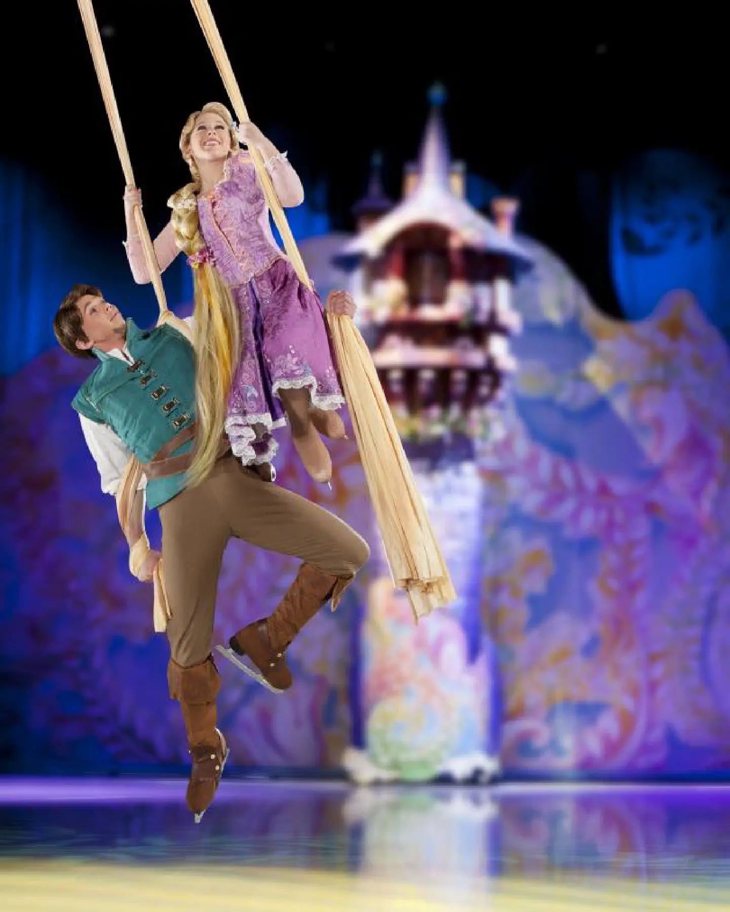 Rapunzel's hair COMES DOWN Rapunzel's hair COMES DOWN