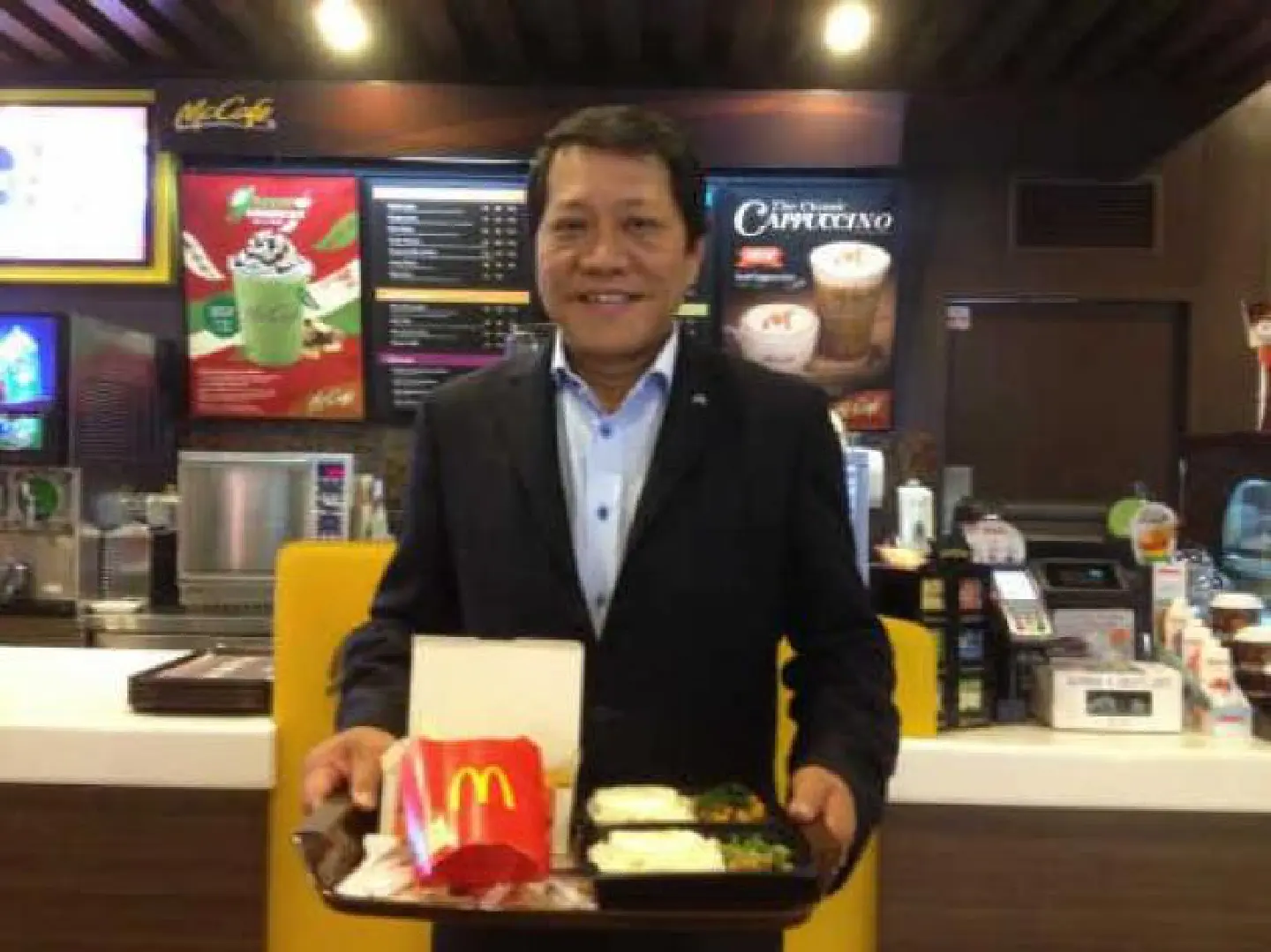 McDonald's Q1 growth short of target McDonald's Q1 growth short of target