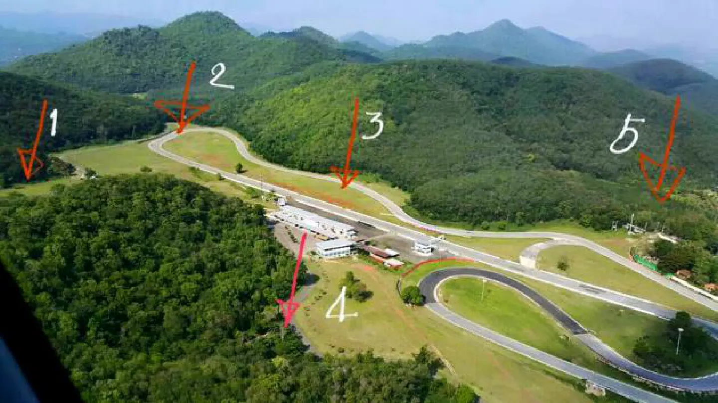 'Clear evidence of Bonanza speedway encroaching' 'Clear evidence of Bonanza speedway encroaching'