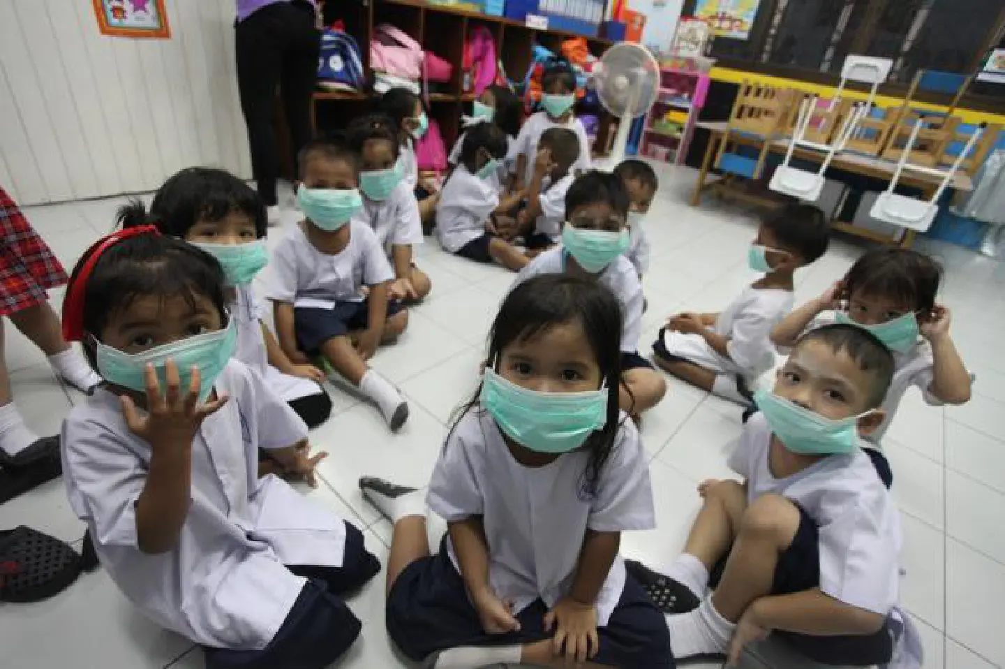 Local people escape Bang Phli dump's toxic fumes Local people escape Bang Phli dump's toxic fumes