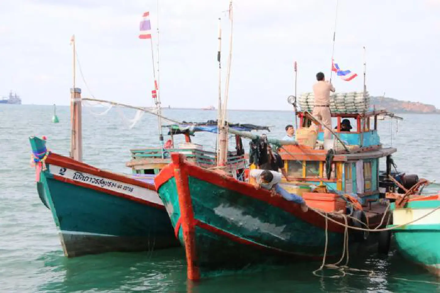 Vietnamese fishing trawler seized off Chon Buri Vietnamese fishing trawler seized off Chon Buri