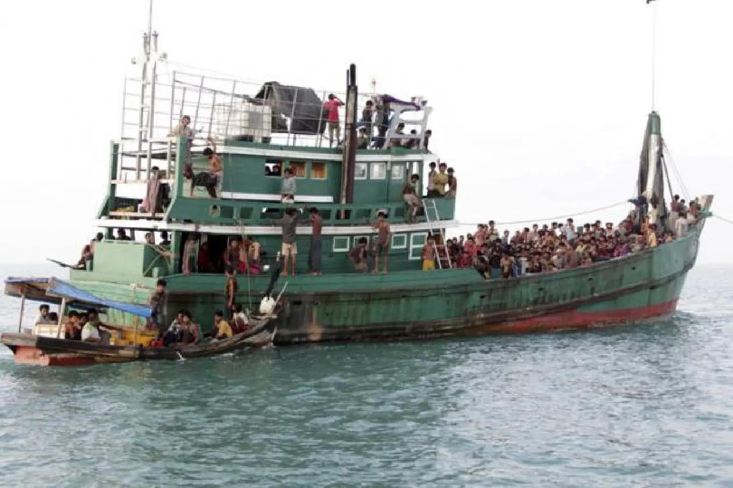 US says 'ready to share burden' of Asian sea migrants US says 'ready to share burden' of Asian sea migrants