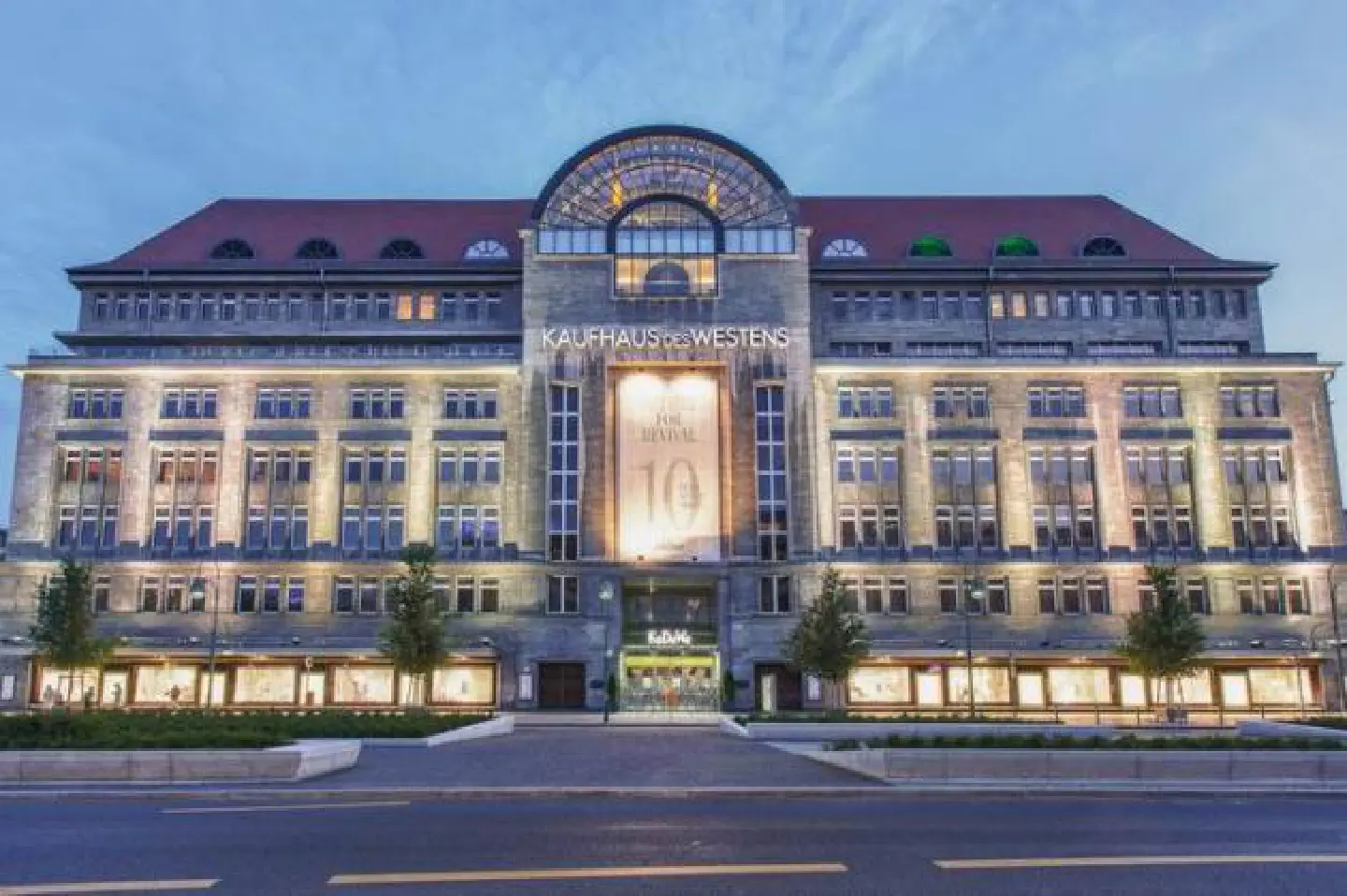 Central boosts European presence Central boosts European presence