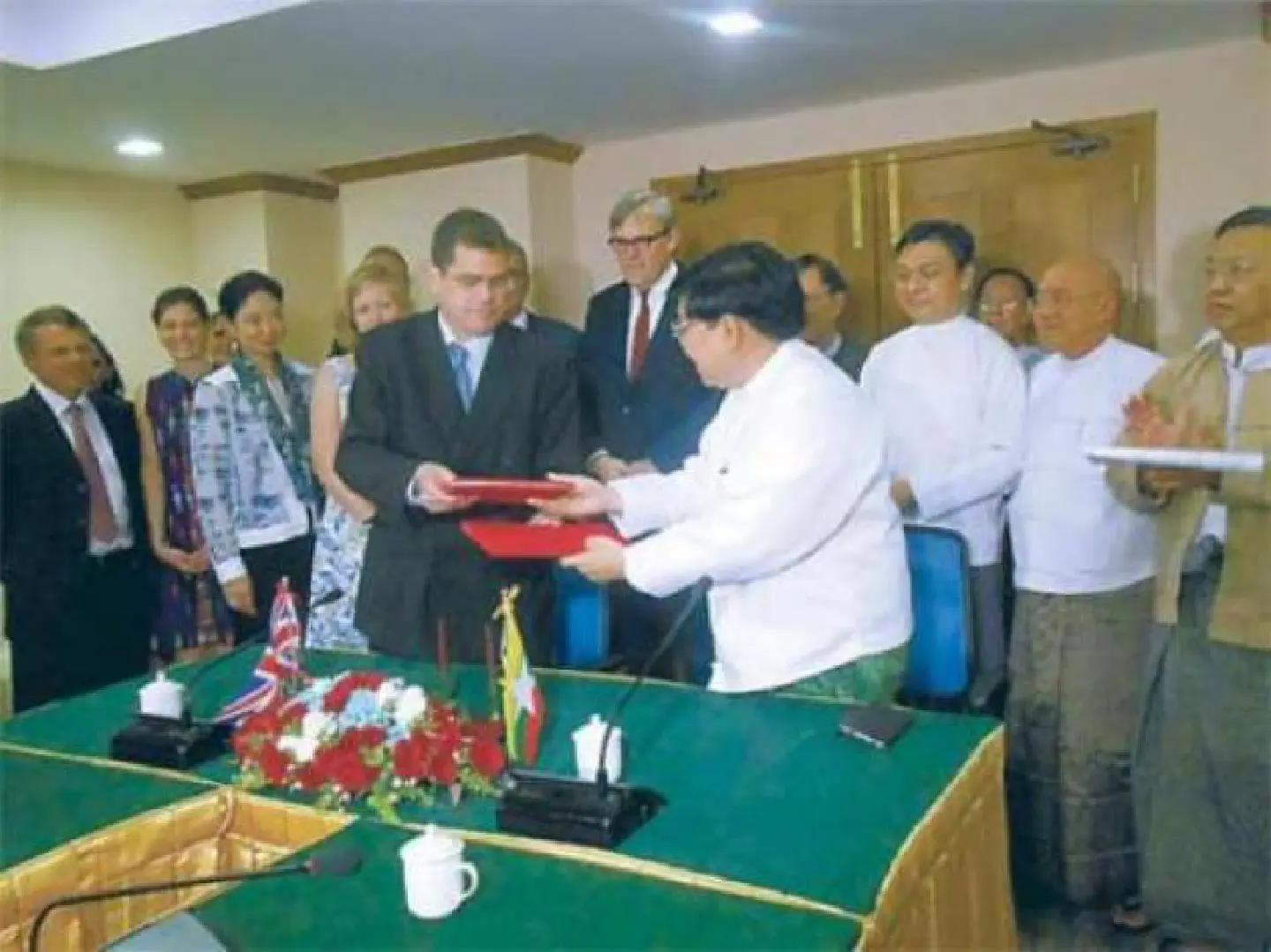UK deal hopes to boost bilateral trade UK deal hopes to boost bilateral trade