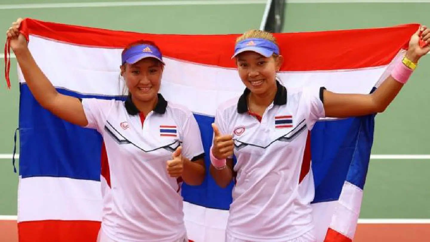 Noppawan and Varatchaya win sixth tennis gold for Thailand
