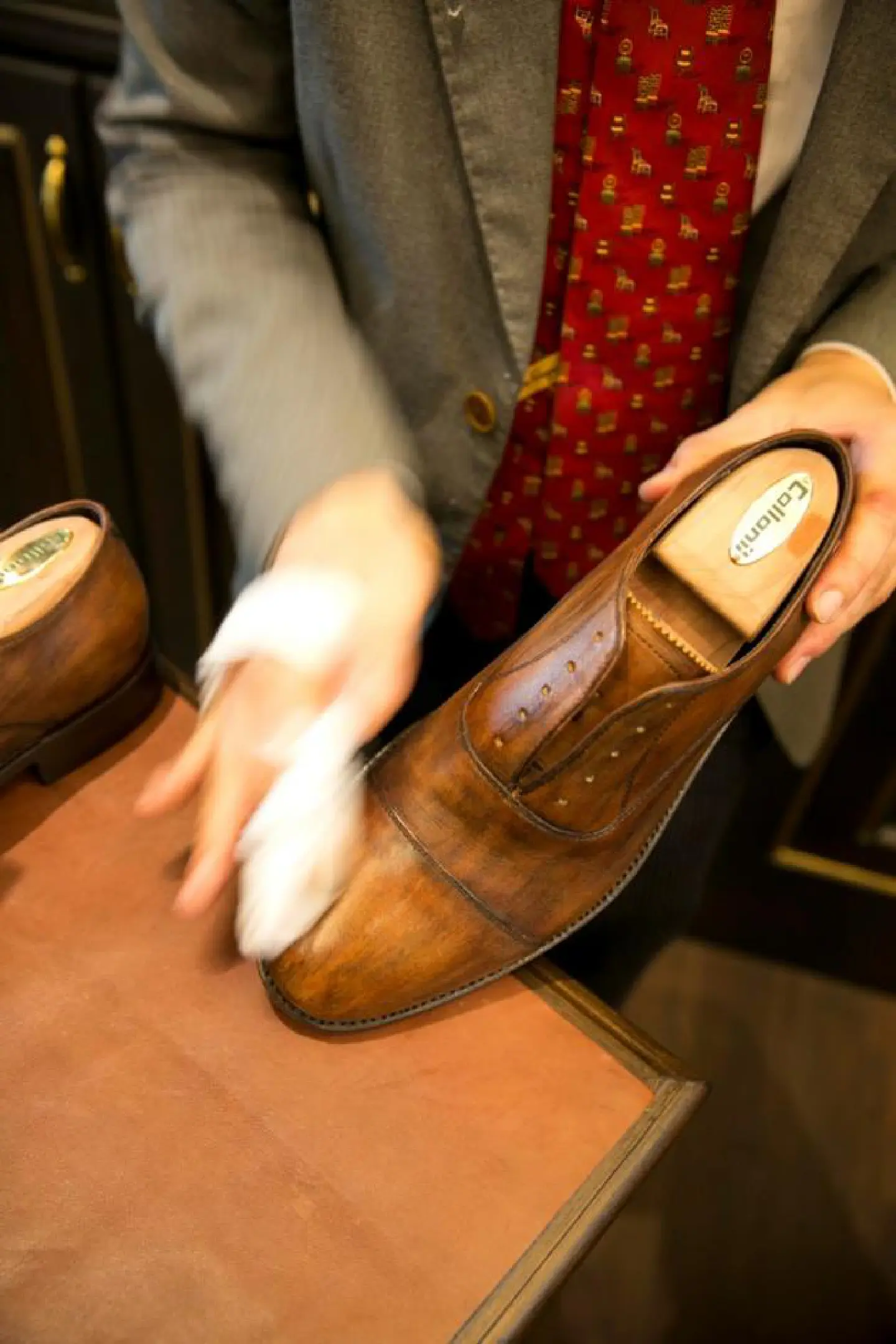 Take your SHOES for a walk Take your SHOES for a walk