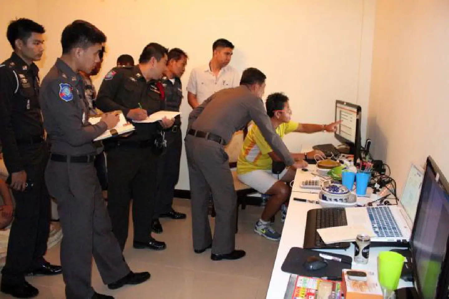 South Koreans hit with gambling charges South Koreans hit with gambling charges